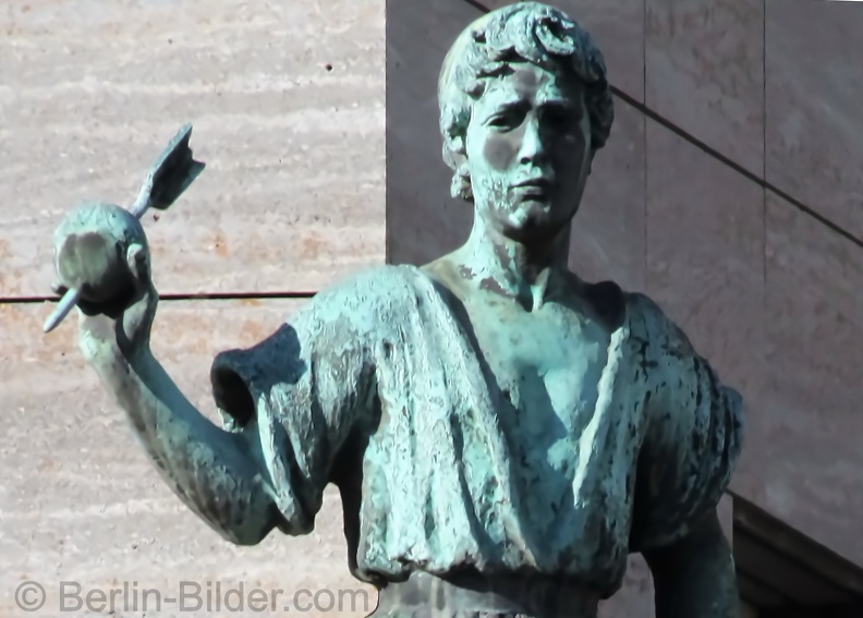 Wilhelm Tell, Haus der Schweiz
Legendaerer_Schweizer_Freiheitskaempfer.jpg