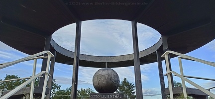 Otto Lilienthal auf dem Fliegeberg