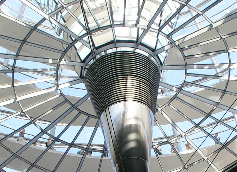 Reichstagskuppel-Licht.JPG
