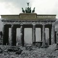 Brandenburger Tor 1945 - Kriegsende